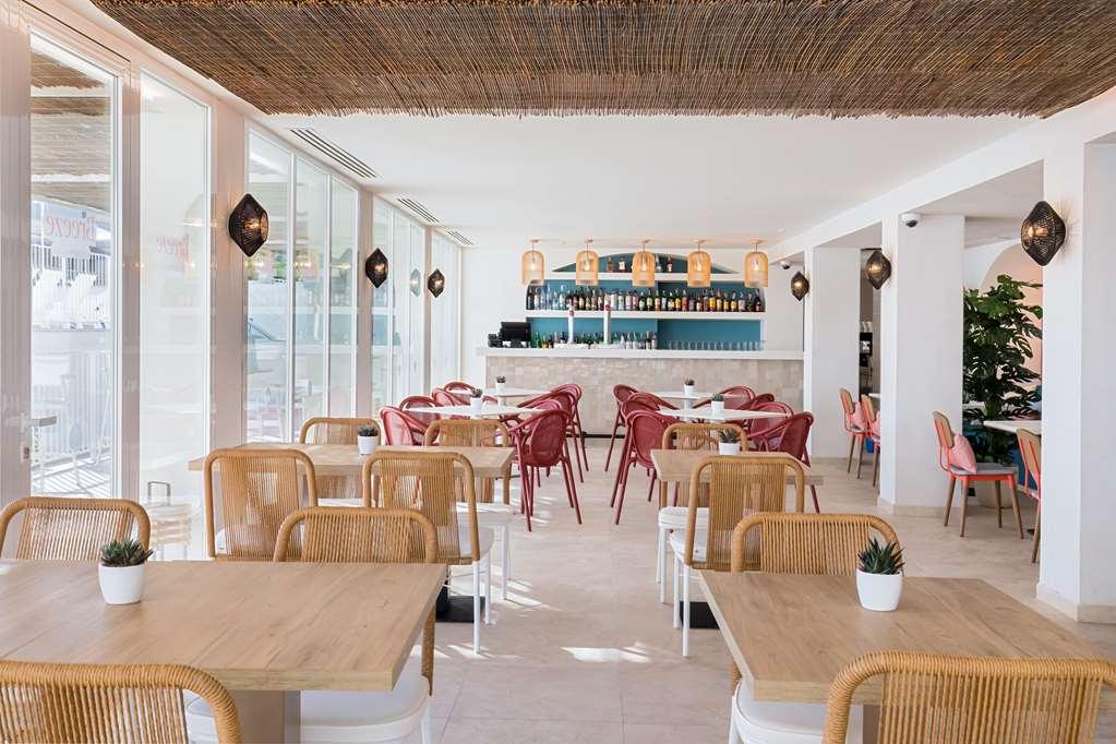 Hotel Barcel Ponent Playa Cala D´Or Restaurante foto